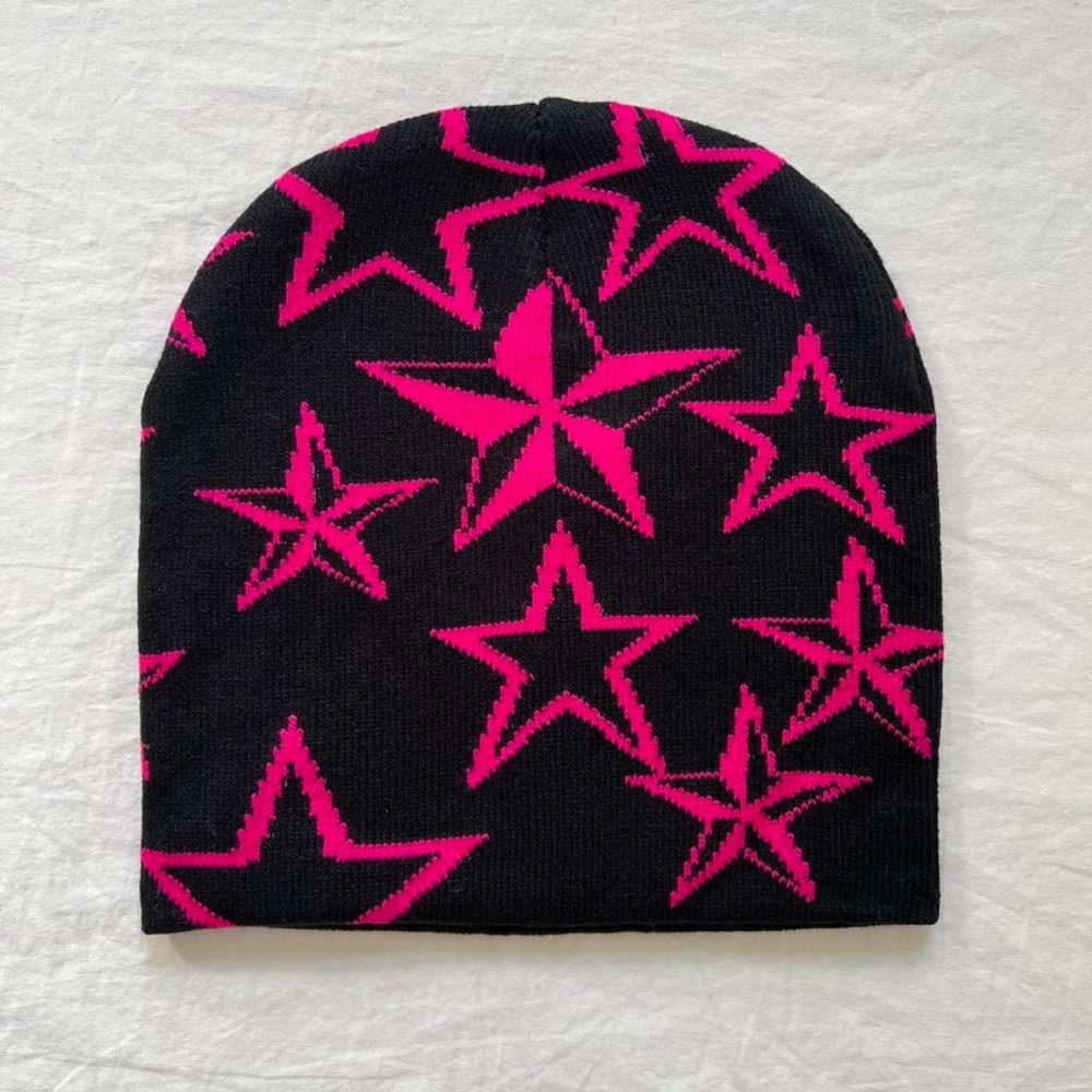 Y2K 2000s grunge punk black and pink star design beanie